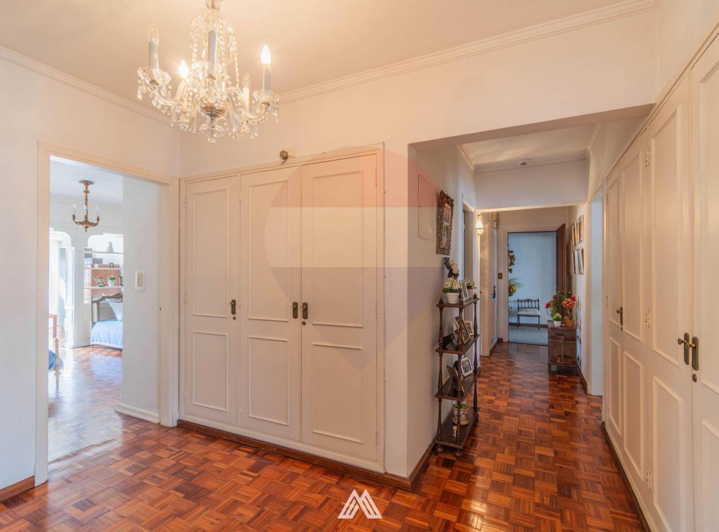 Foto de VENTA APARTAMENTO 4 DOMITORIOS 2 GARAJES POCITOS, imagen 3