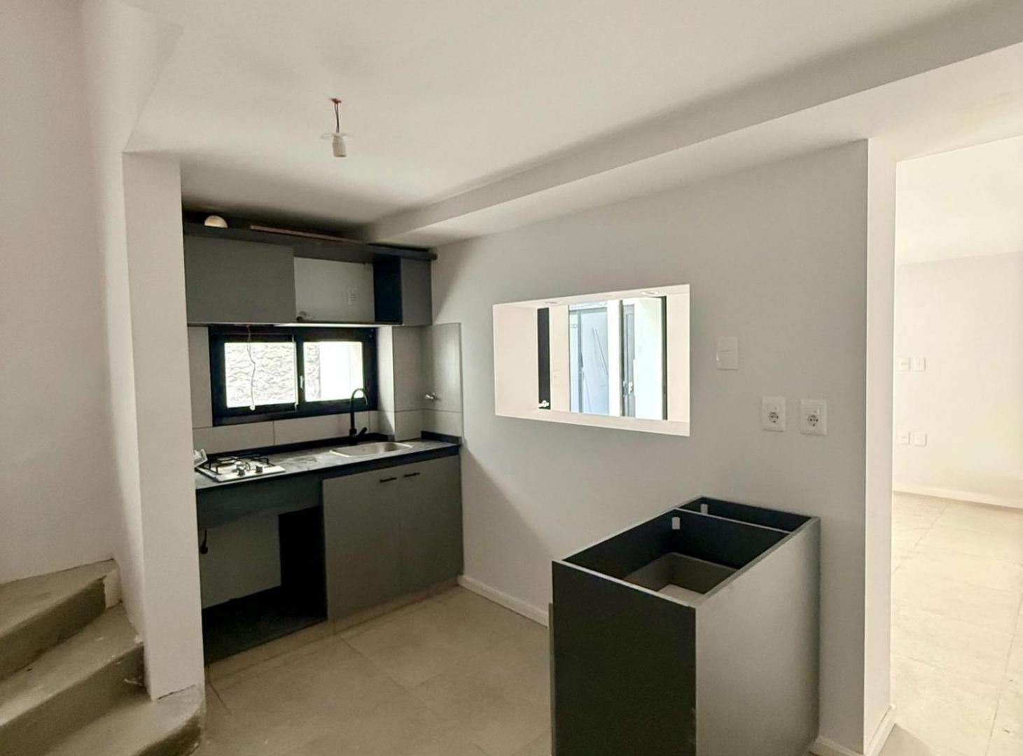 Foto de Venta Parque Rodo casa ph 1 dorm con parrillero, imagen 3