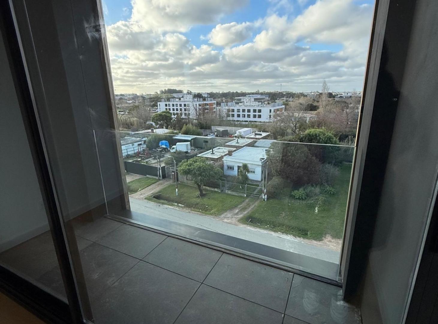 Foto de Alquiler apartamento 2 dormitorio Carrasco Brits, imagen 1
