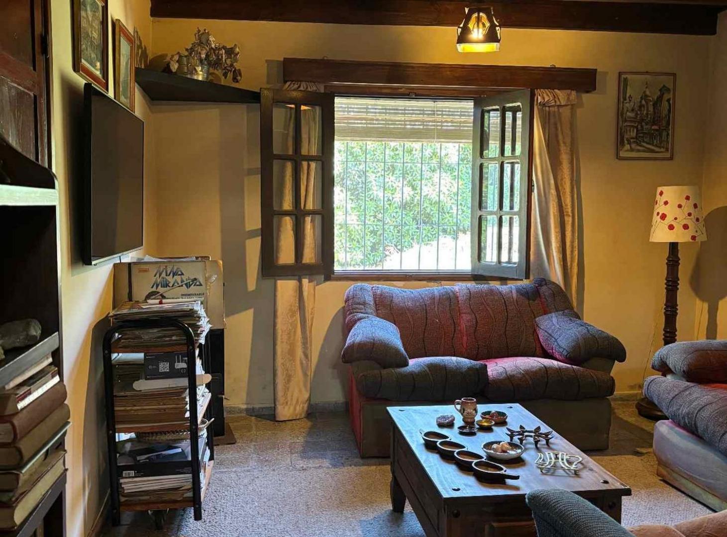 Foto de VENTA CASA LEZICA 2 DORMITORIO MAS MONOAMBIENTE, imagen 5