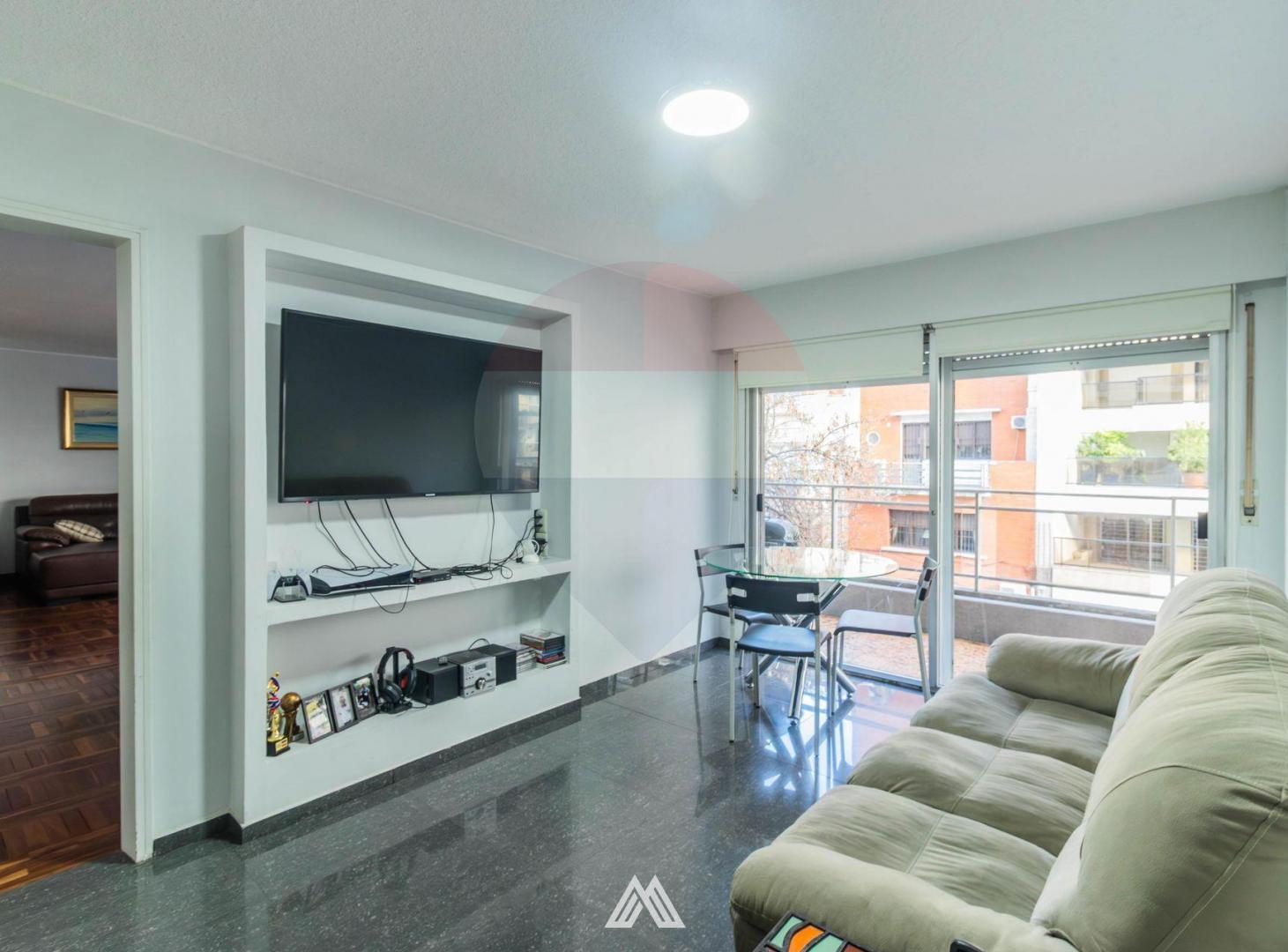 Foto de VENTA APTO 3 DORM POCITOS + SERV GGE BALCON, imagen 2