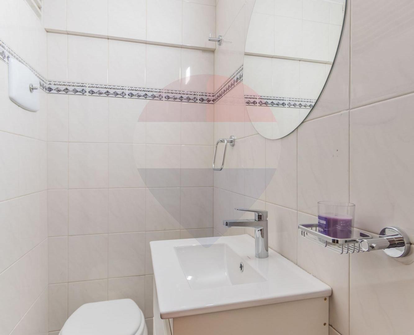Foto de Alquiler Apto 3 dorm+ serv, 2 gje, Pocitos, imagen 3