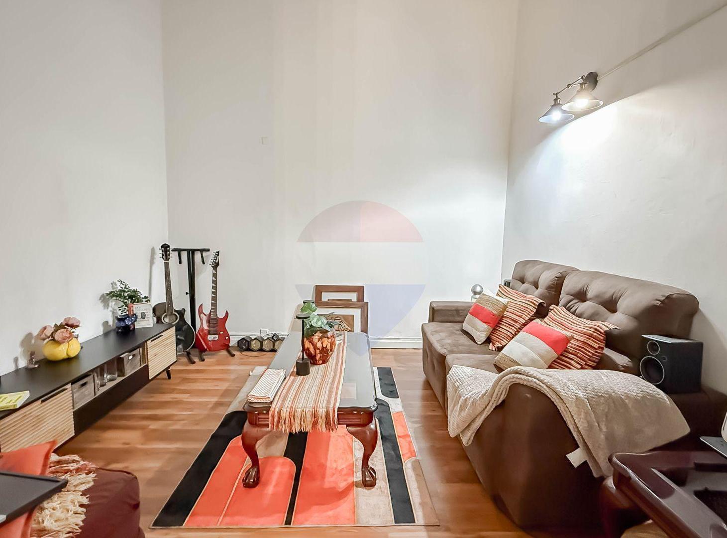 Foto de VENTA AMPLIA CASA + AMPLIO LOCAL EN CENTRO, imagen 1