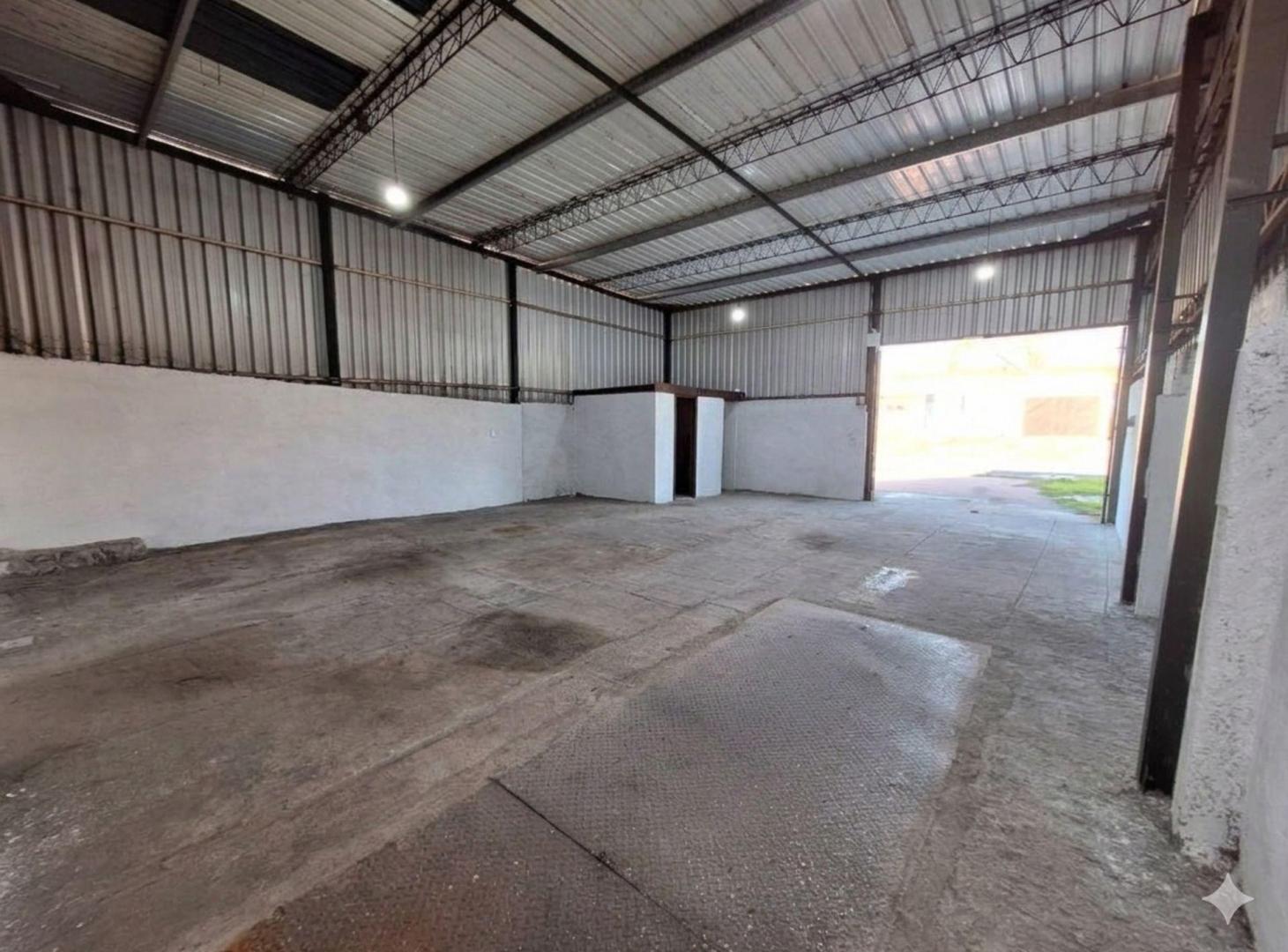 Foto de ALQUILER LOCAL 104m² CENTRICO MULTIPLES USOS PANDO, imagen 1