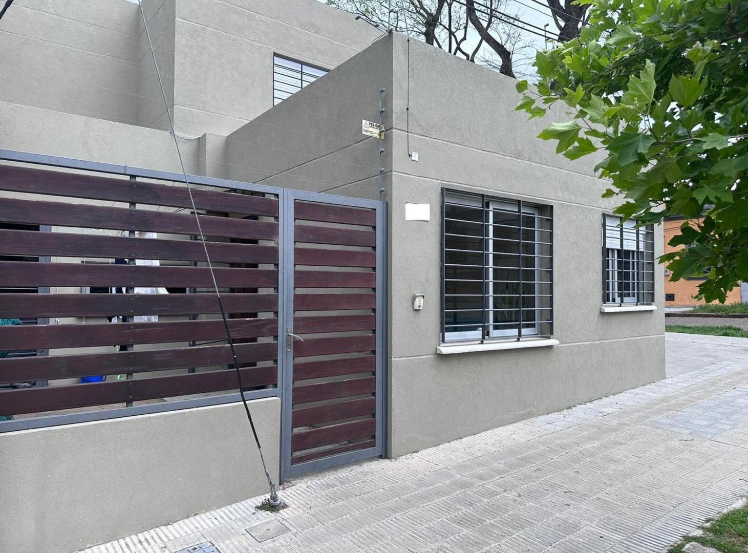 Foto de VENTA CASA PH 2 DORM PATIO RENTADO BRAZO ORIENTAL, imagen 1