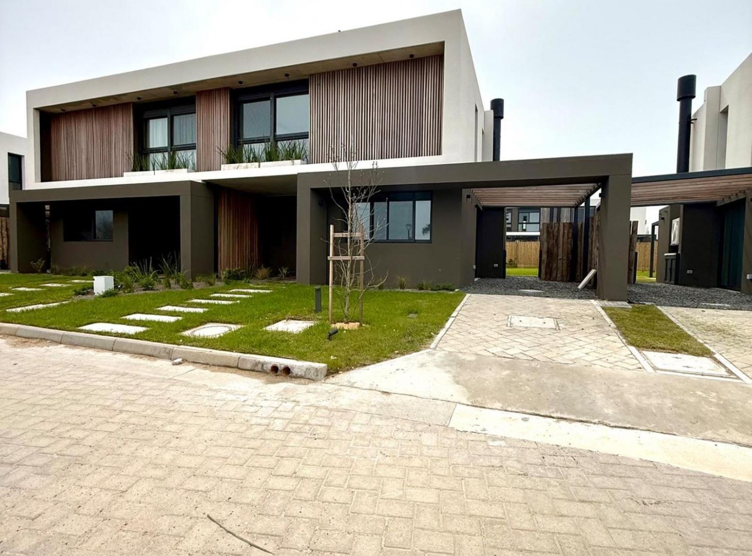 Foto de Alquila casa Marinas Carrasco Parque Miramar 3 dor, imagen 1