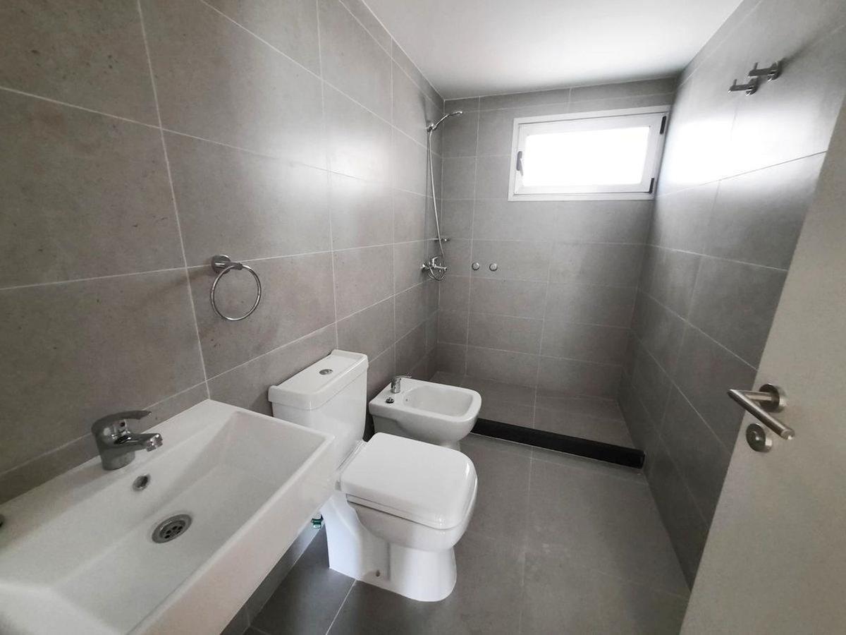 Foto de VENTA APARTAMENTO CENTRO 2 DORMITORIOS COCHERA, imagen 5