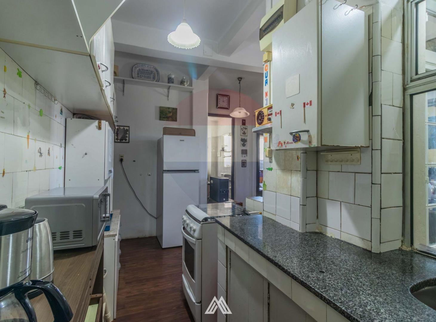 Foto de VENTA Apto. Art Déco, 2 dormitorios Ciudad Vieja, imagen 2