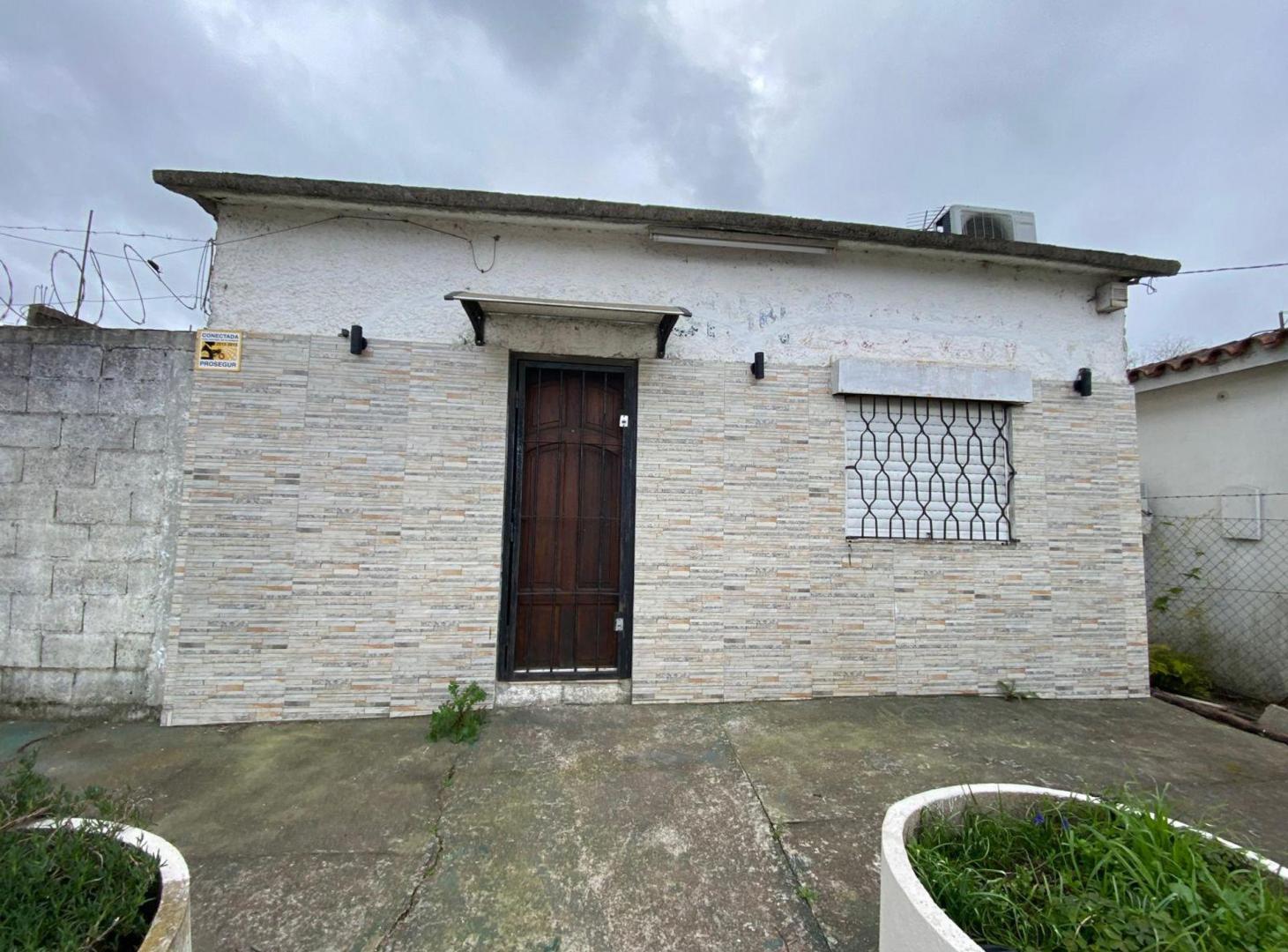 Foto de Venta de monoambiente con terreno en Pando, imagen 1