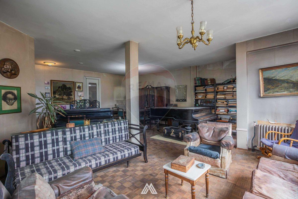 Foto de Venta apartamento 4 dormitorios cochera Centro, imagen 4
