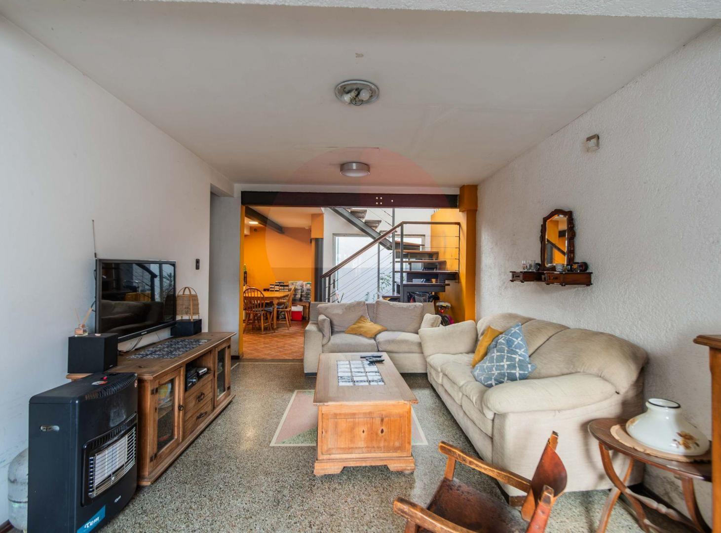 Foto de VENTA CASA P.BATLLE 3 DORMITORIOS Y ENTRADA AUTOS, imagen 1