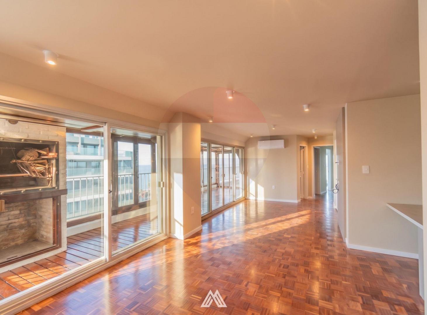 Foto de Alquiler Penthouse Rambla, 2 dorm. Punta Carretas., imagen 1