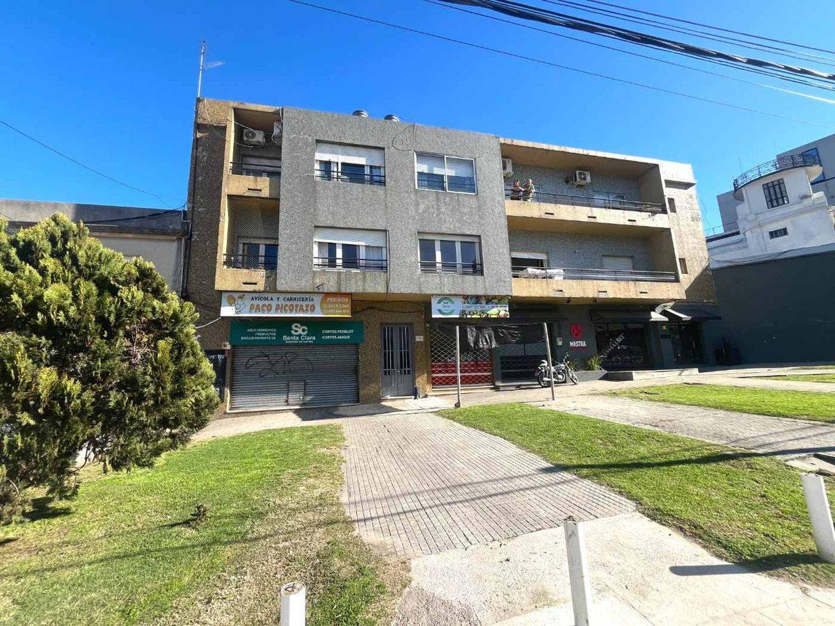 Foto de Venta Malvín - 2 dormitorios CON RENTA, imagen 2