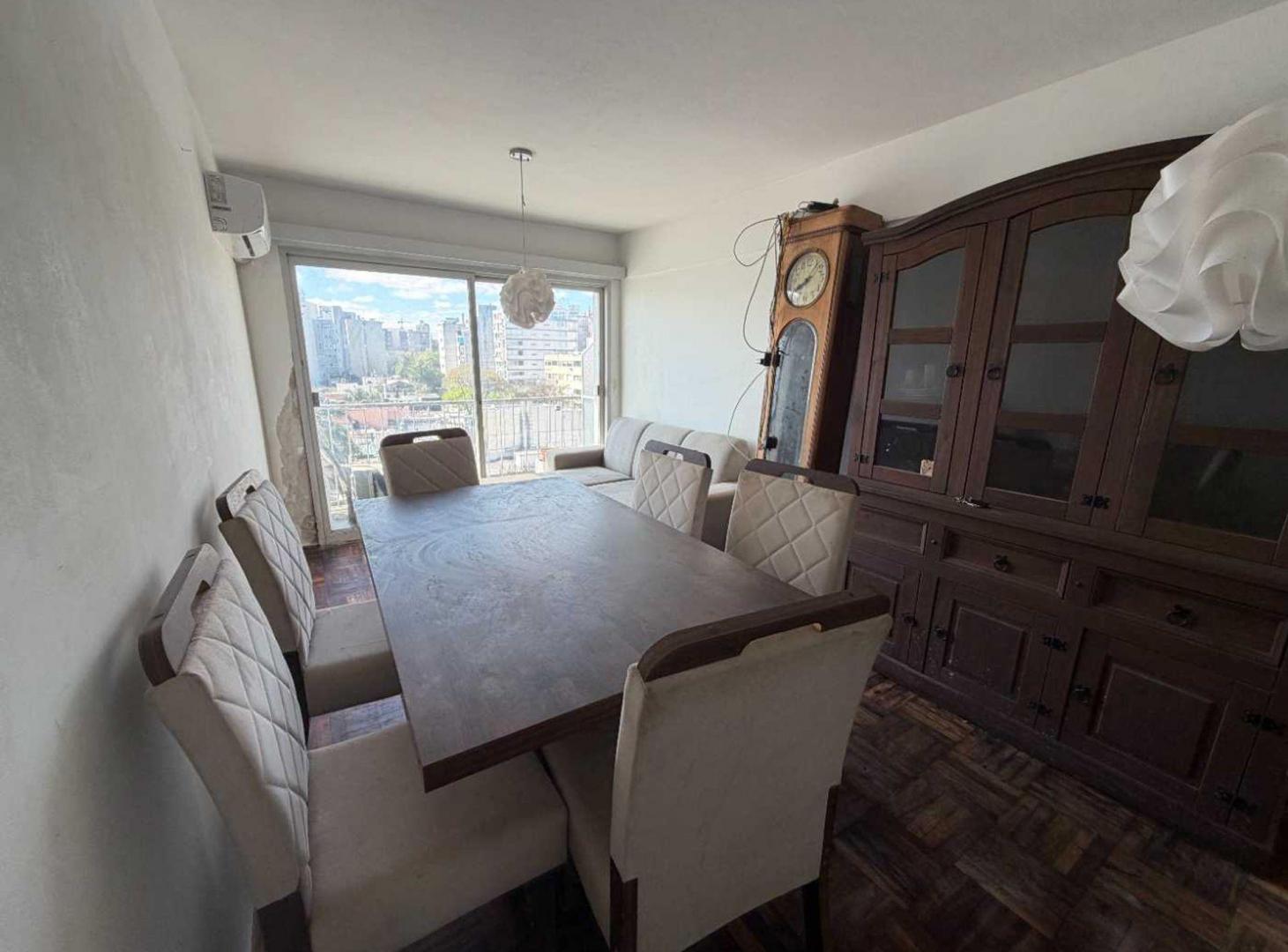 Foto de Venta 2 dorm + cocheras Pocitos a reciclar, imagen 2