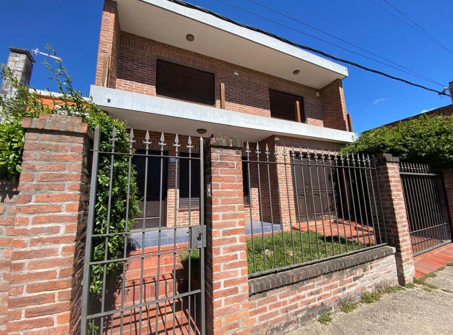 Foto de Alquiler casa tres dormitorios y barbacoa en Pando, imagen 1