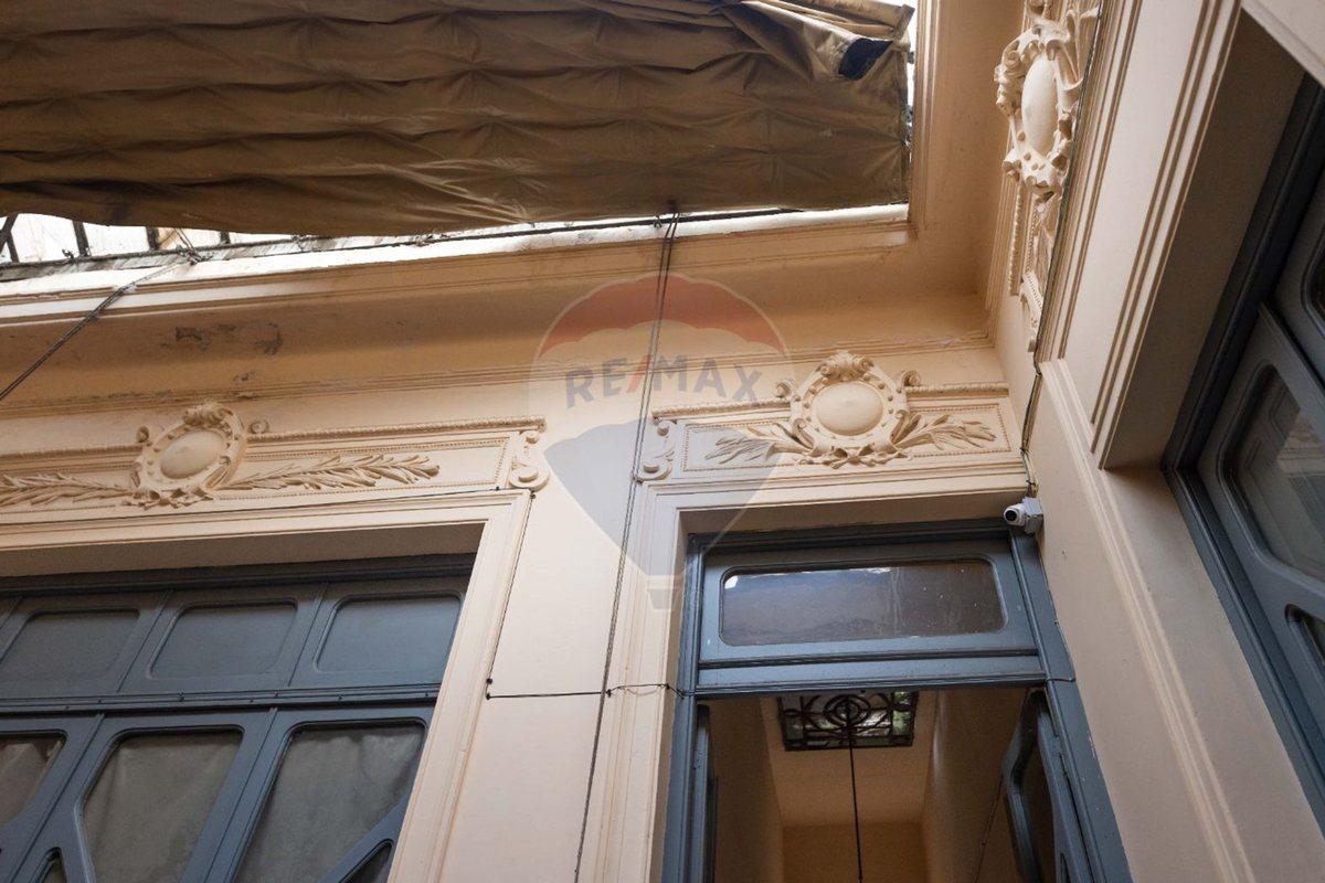 Foto de VENTA CENTRO EDIFICIO PENSION Y 2 LOCALES RENTADOS, imagen 3