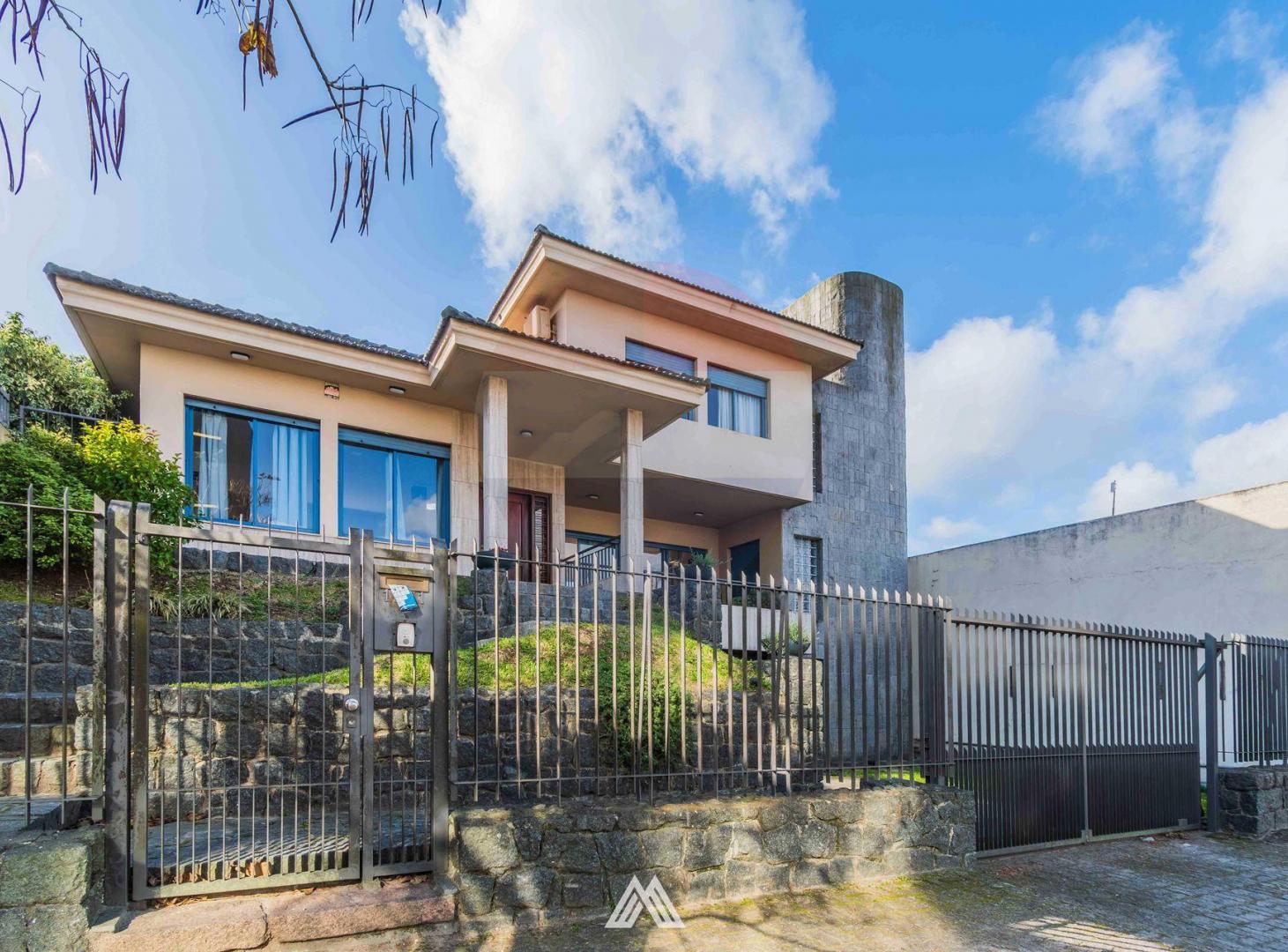 Foto de Venta de gran residencia de 4 dormitorios en Pando, imagen 1