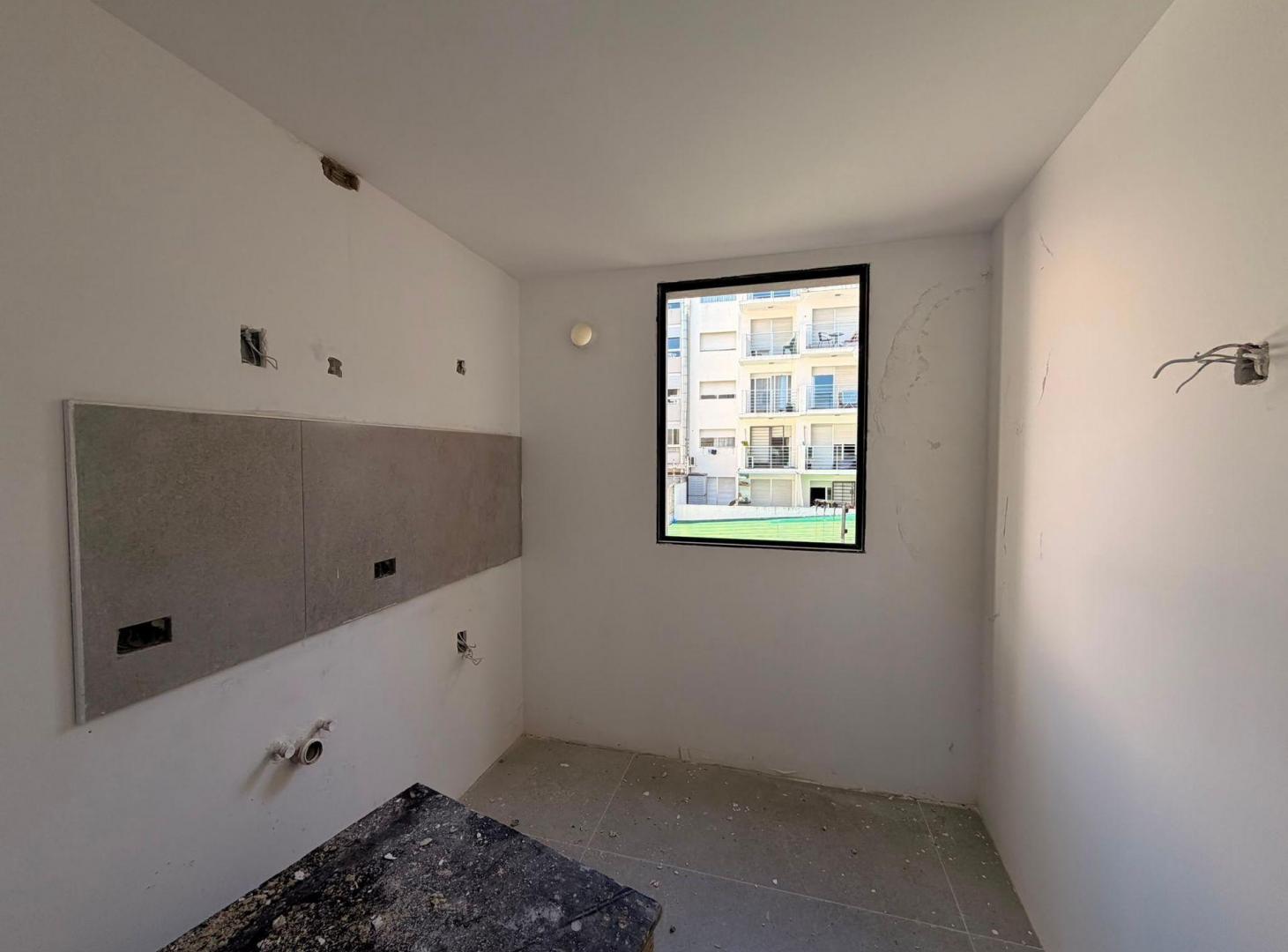 Foto de Venta Puerto del Buceo monoambiente oportunidad, imagen 4