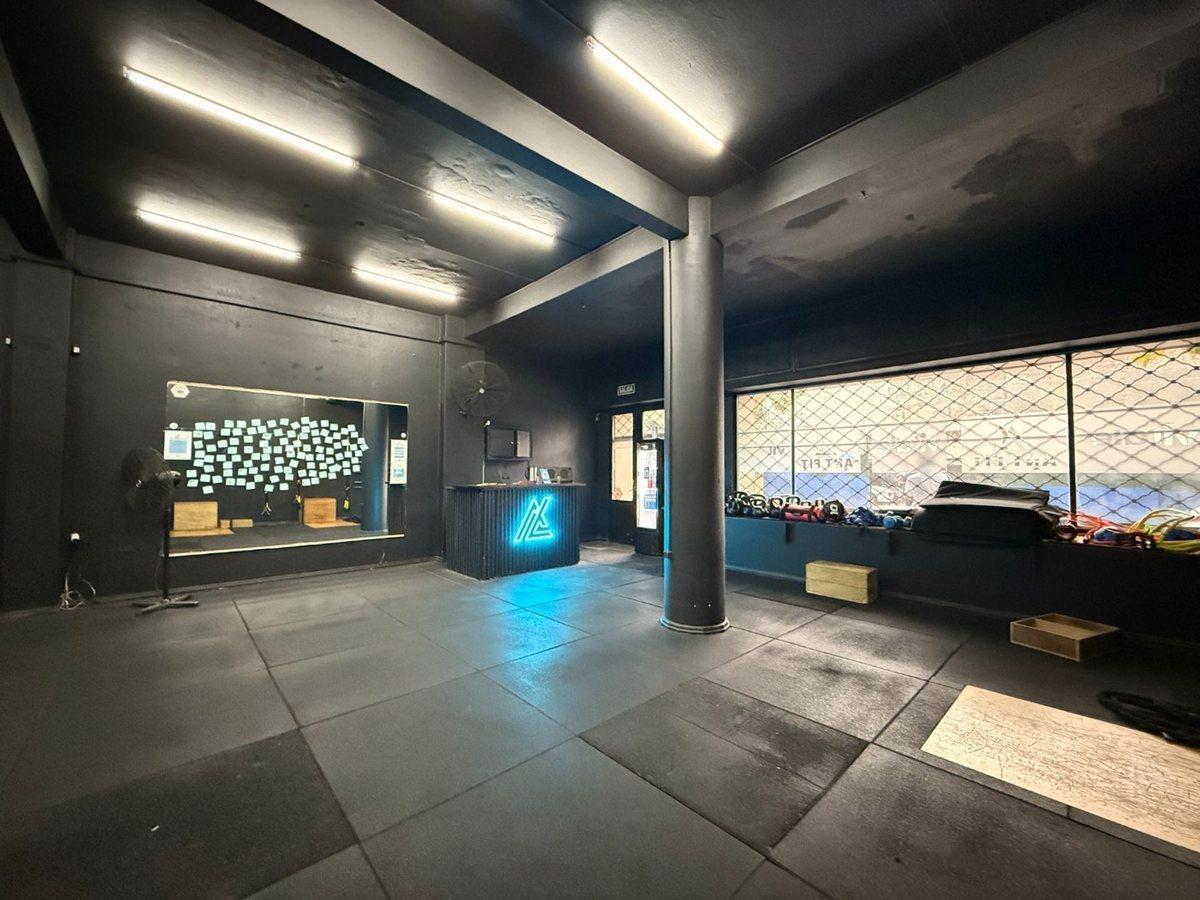 Foto de VENTA LOCAL CON RENTA EN CENTRO, imagen 2