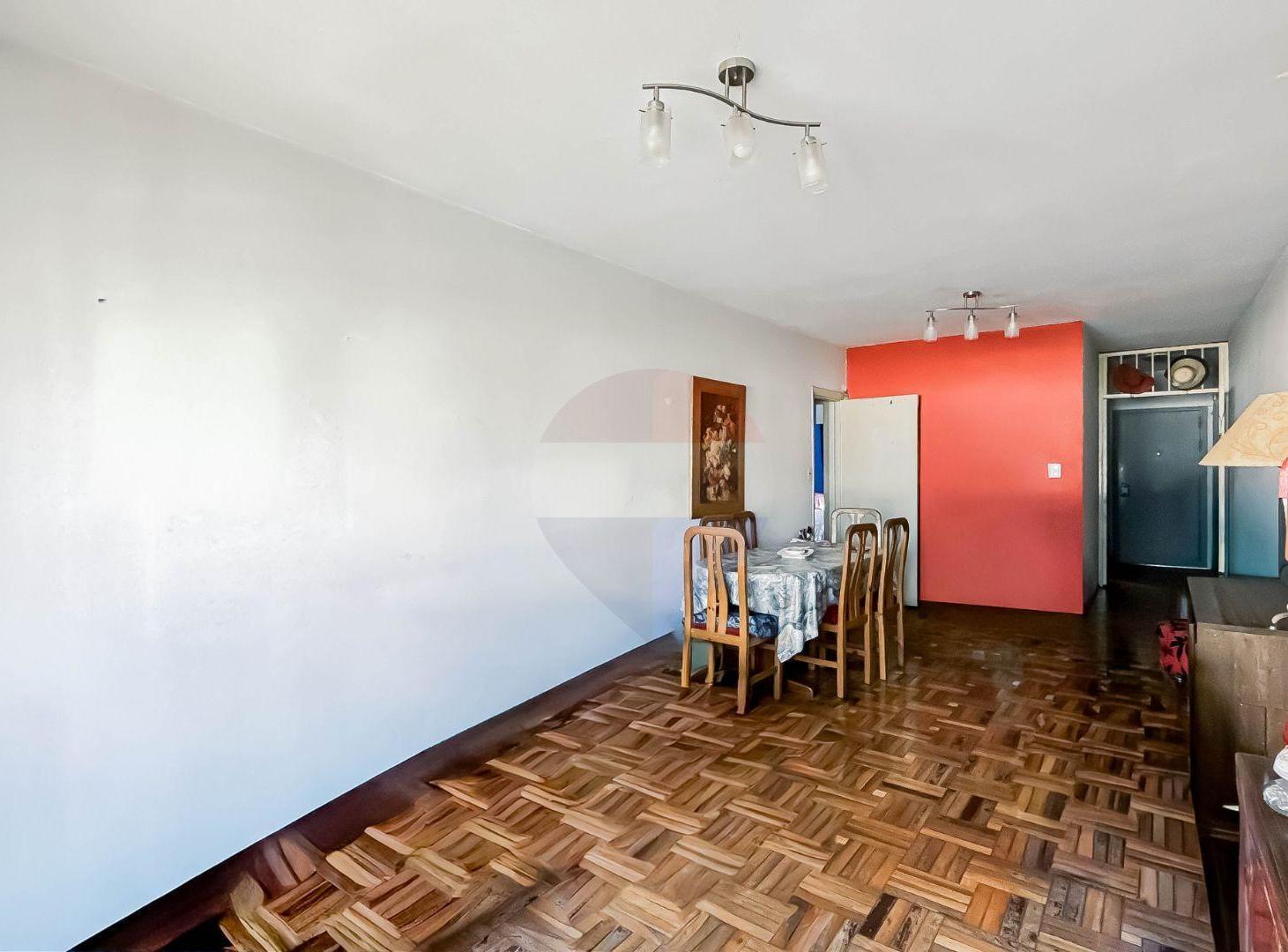 Foto de VENTA APTO CORDON 2 DORM Y COCHERA, imagen 1
