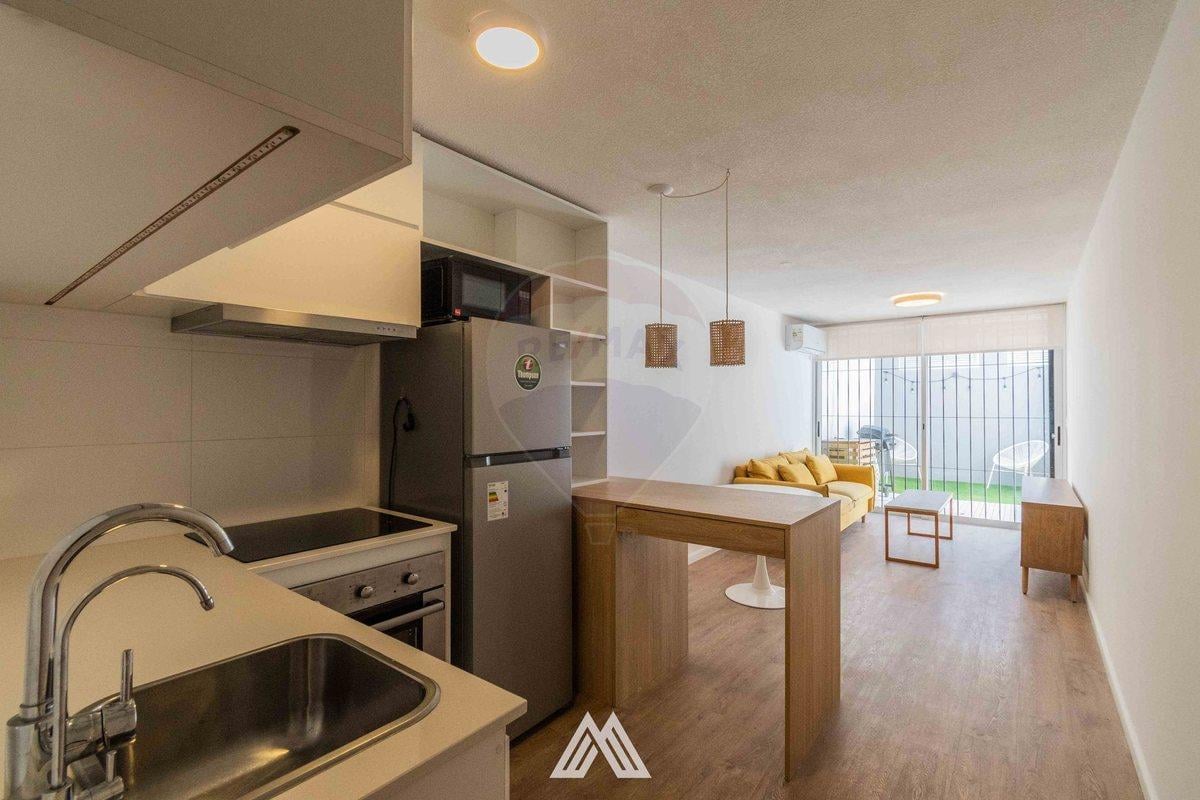Foto de VENTA APTO 1 DORM PATIOS C/RENTA AMUEBLADO POCITOS, imagen 2