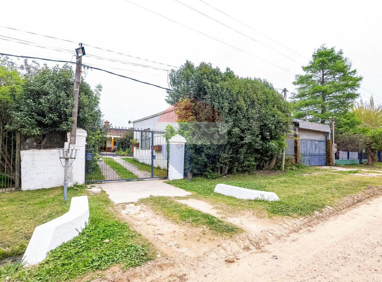 Foto de Casa + Apto + Galpón + Garaje en Barros Blancos, imagen 1