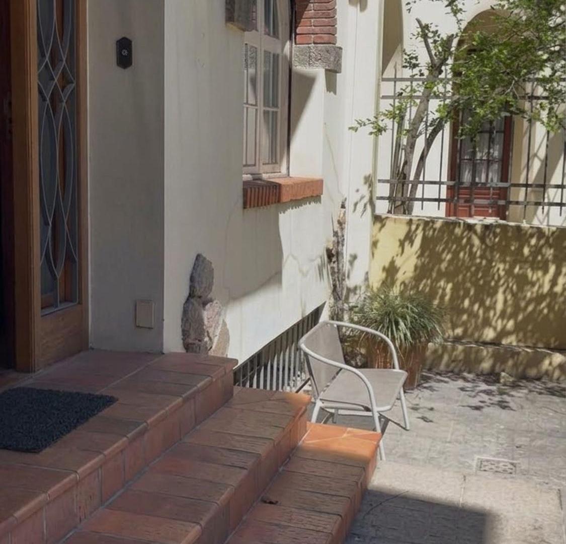 Foto de VENTA CASA PUNTA CARRETAS 3 DORM GGE PARRILLERO, imagen 2