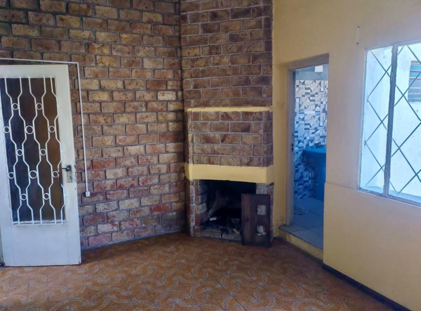 Foto de Alquiler casa dos dormitorios y patio, Cerro, imagen 1