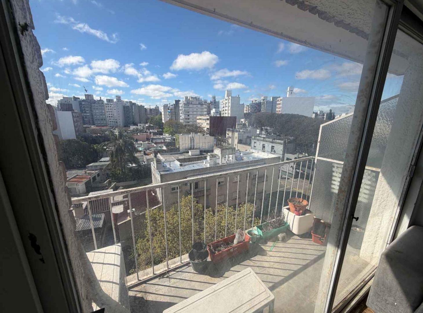 Foto de Venta 2 dorm + cocheras Pocitos a reciclar, imagen 5