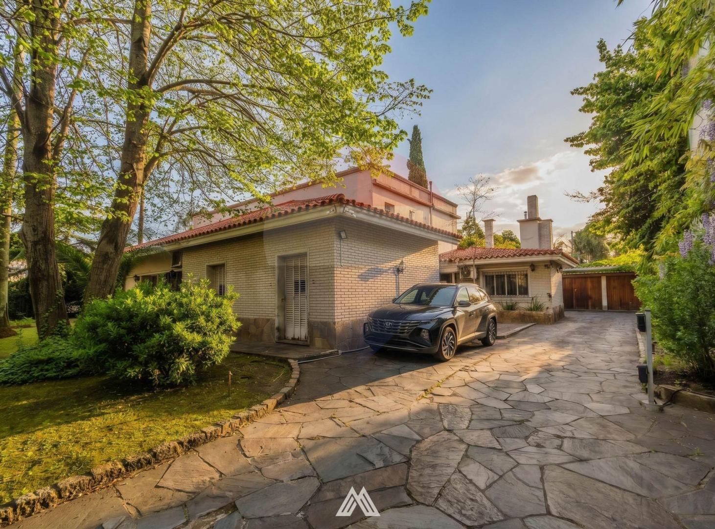 Foto de Venta casa Carrasco Sur 6 dormitorios piscina, imagen 2