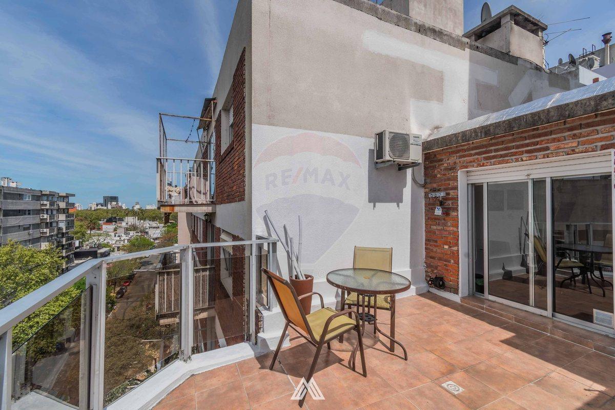 Foto de Alquiler Penthouse amueblado 1 dorm. Pta.Carretas, imagen 1