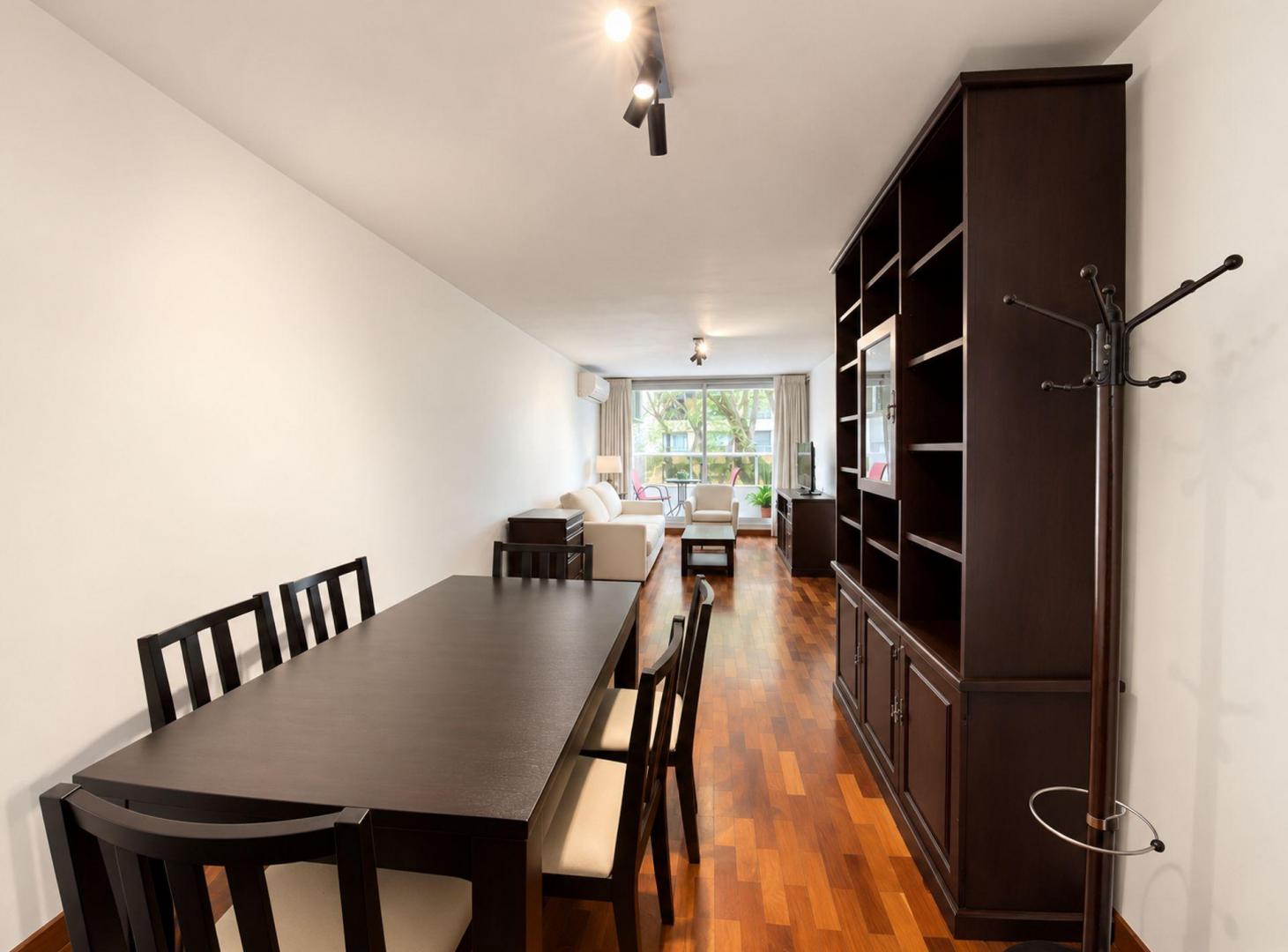 Foto de Venta apto 2 dormitorios 2 baños Punta Carretas, imagen 3