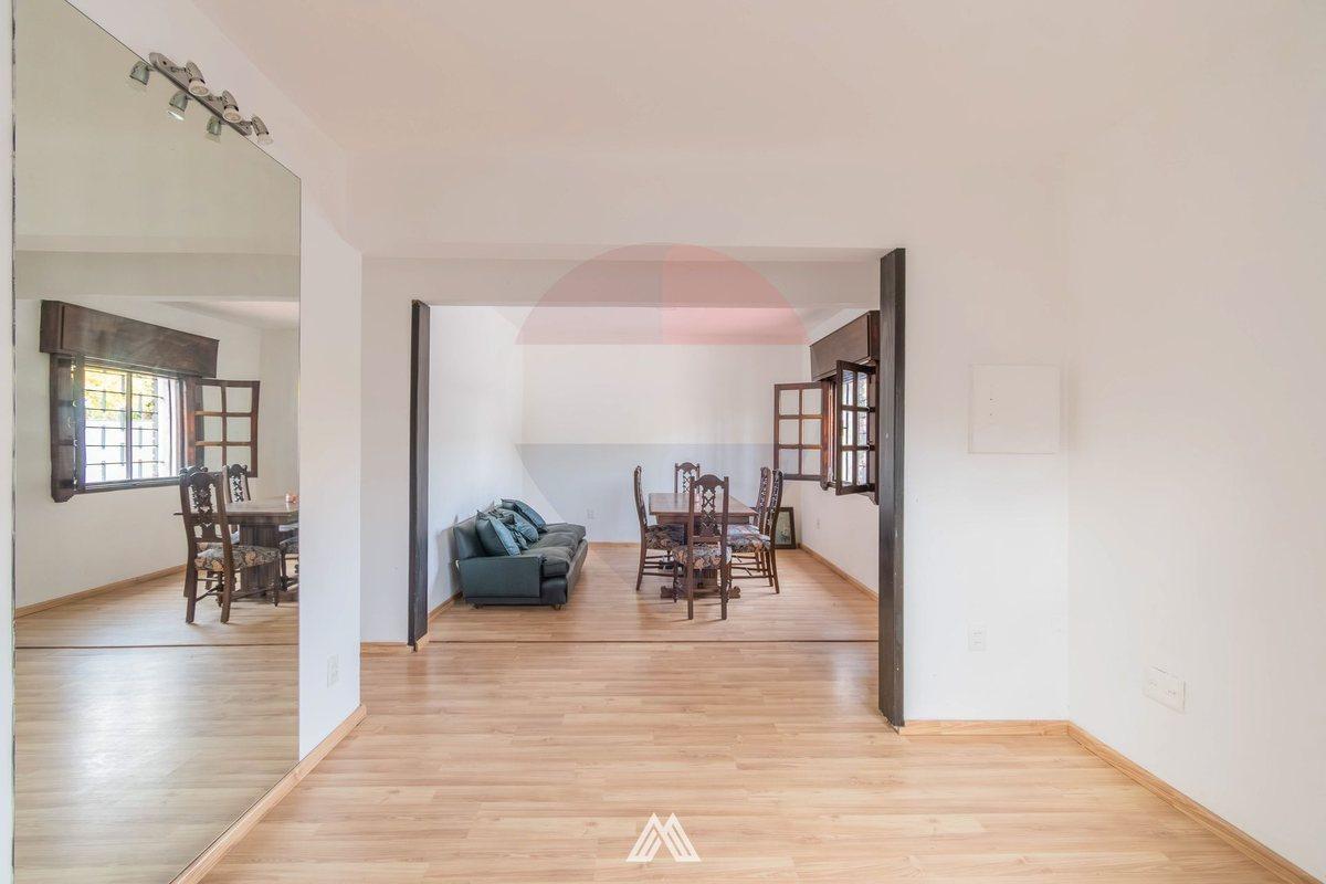 Foto de VENTA CASA 3 DORMITORIOS Y COCHERA EN BUCEO, imagen 3