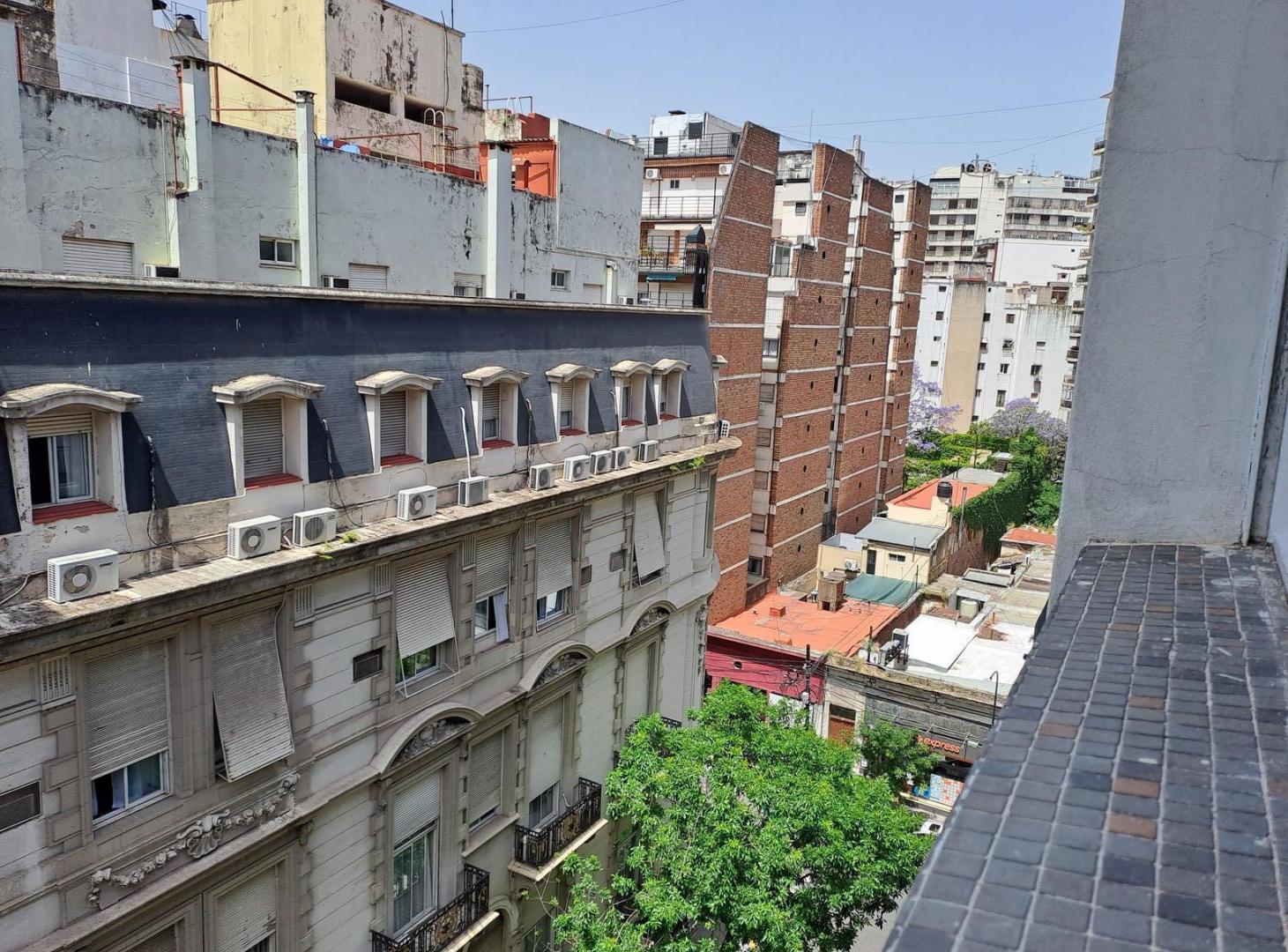 Foto de MONOAMBIENTE AL FRENTE LUMINOSO EN VENTA EN RECOLETA, imagen 2