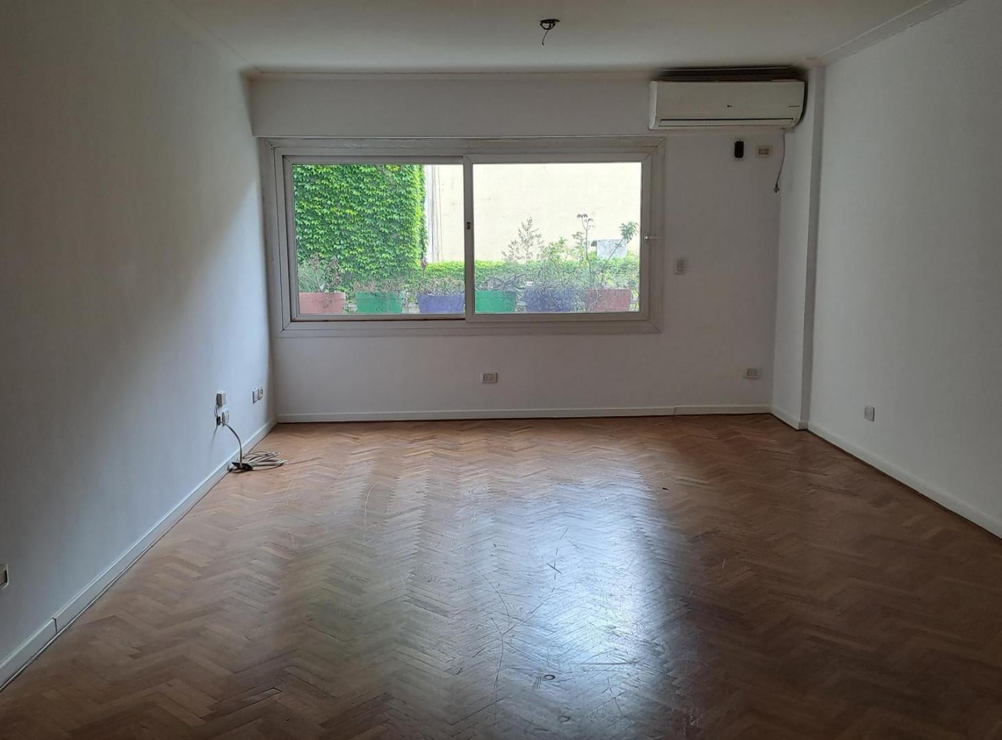 Foto de SEMIPISO 5 AMBIENTES COCHERA EN VENTA EN RETIRO / RECOLETA, imagen 2