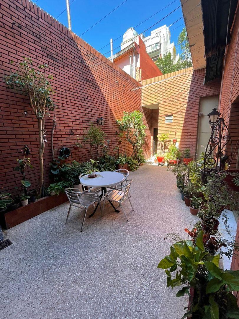 Casa 4 Ambientes + 2 Locales - 300 m² Totales - Oportunidad! 3