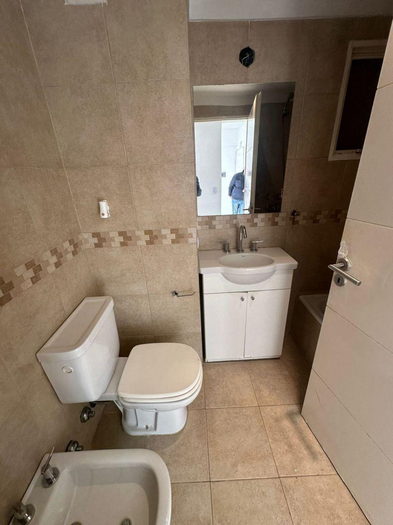 VENTA DE DEPARTAMENTO 3 AMBIENTES CON COCHERA EN VILLA URQUIZA, CAPITAL FEDERAL