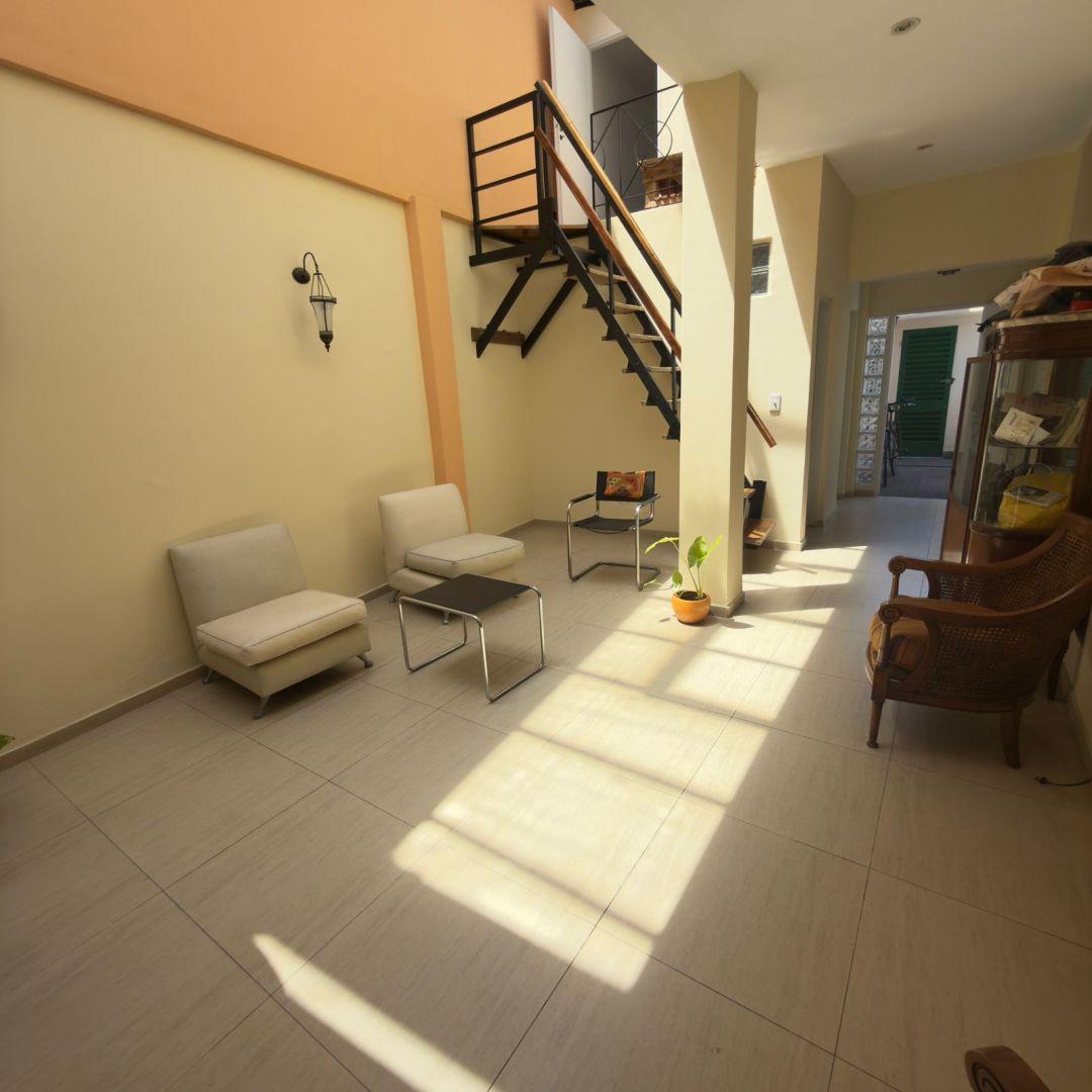 VENTA de Casa 4 AMBIENTES en Parque Chas