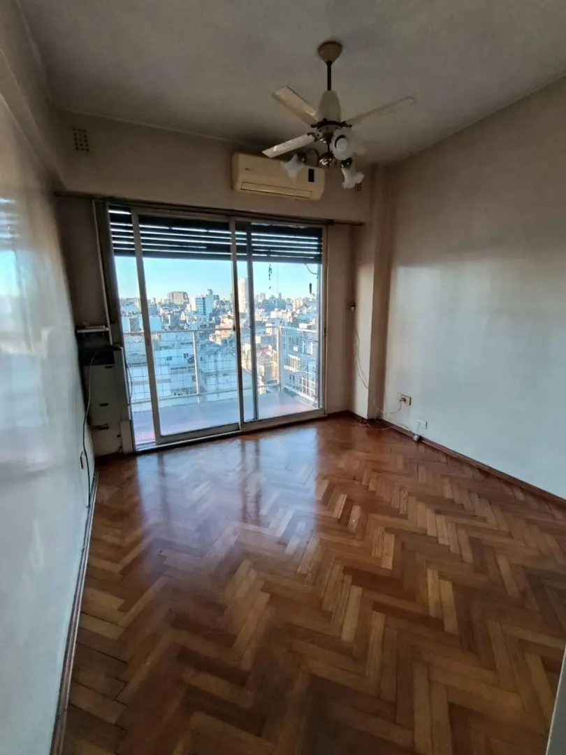 Departamento 3 ambientes. | RIVADAVIA, AV. 2318 4