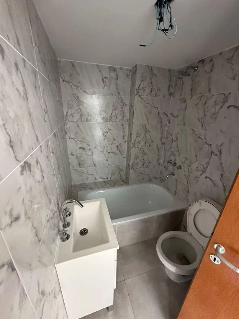 HERMOSO Y AMPLIO MONOAMBIENTE A ESTRENAR - CFTE CON BALCON 3