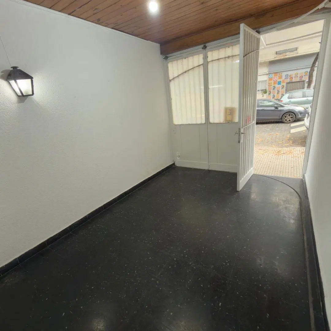 Casa 4 ambientes. | FRAGA 381 5