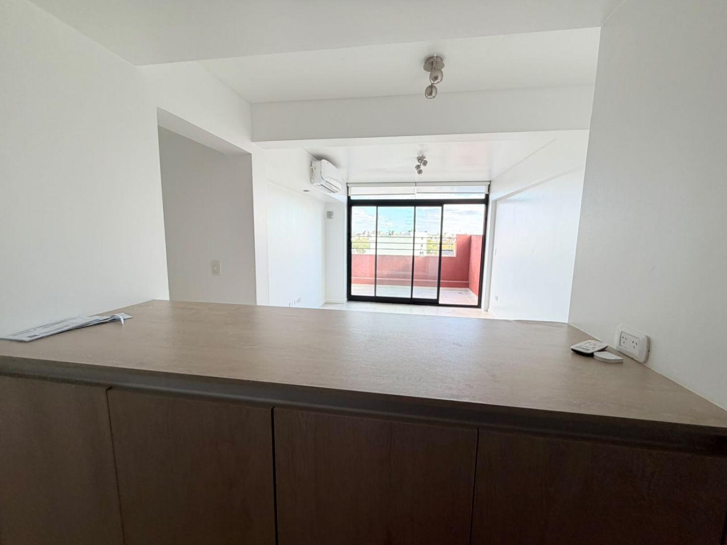 Foto de Venta de Departamento 3 Ambientes con cochera y balcon en Villa Luro, imagen 5