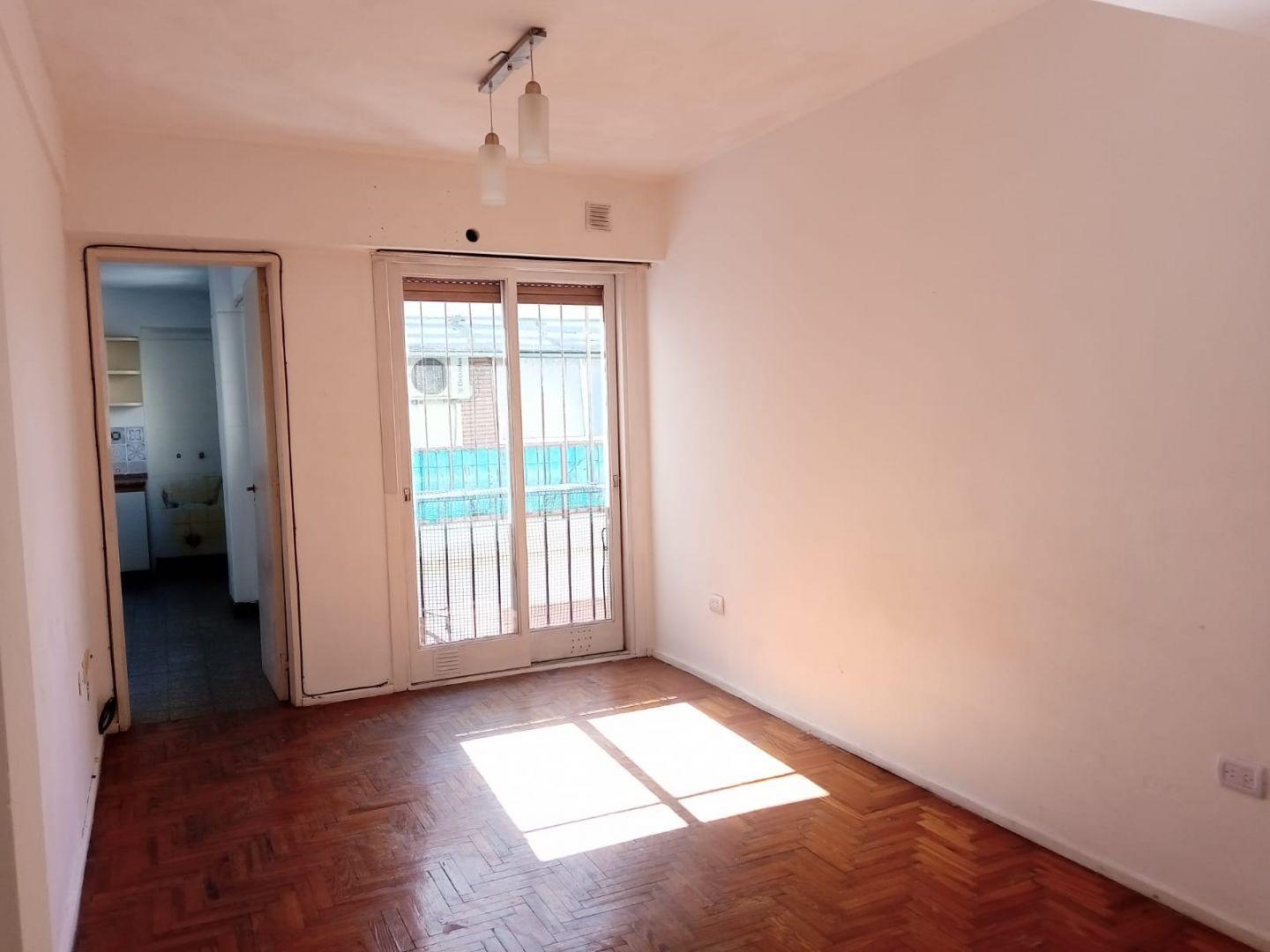 Foto de Departamento 2 ambientes. | AV. FEDERICO LACROZE 2882, imagen 1