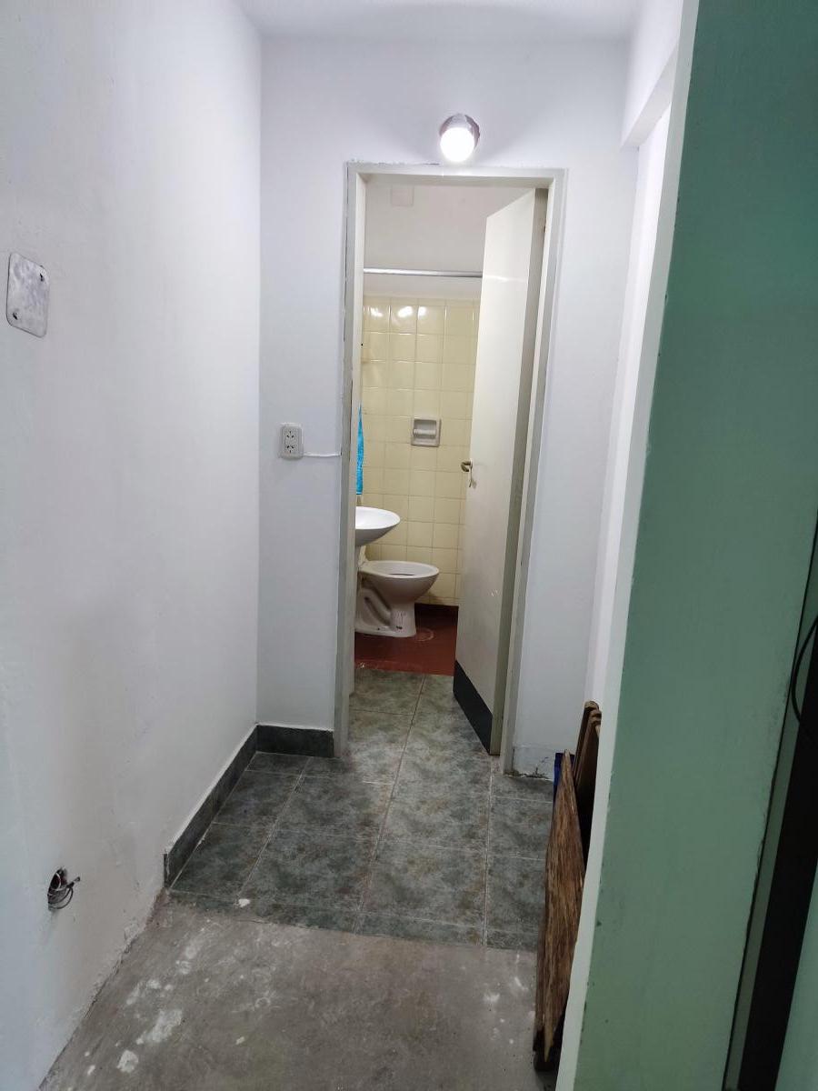 Departamento de 1 Dormitorio con Vista Al Lago Apto Crédito Bancor. 2
