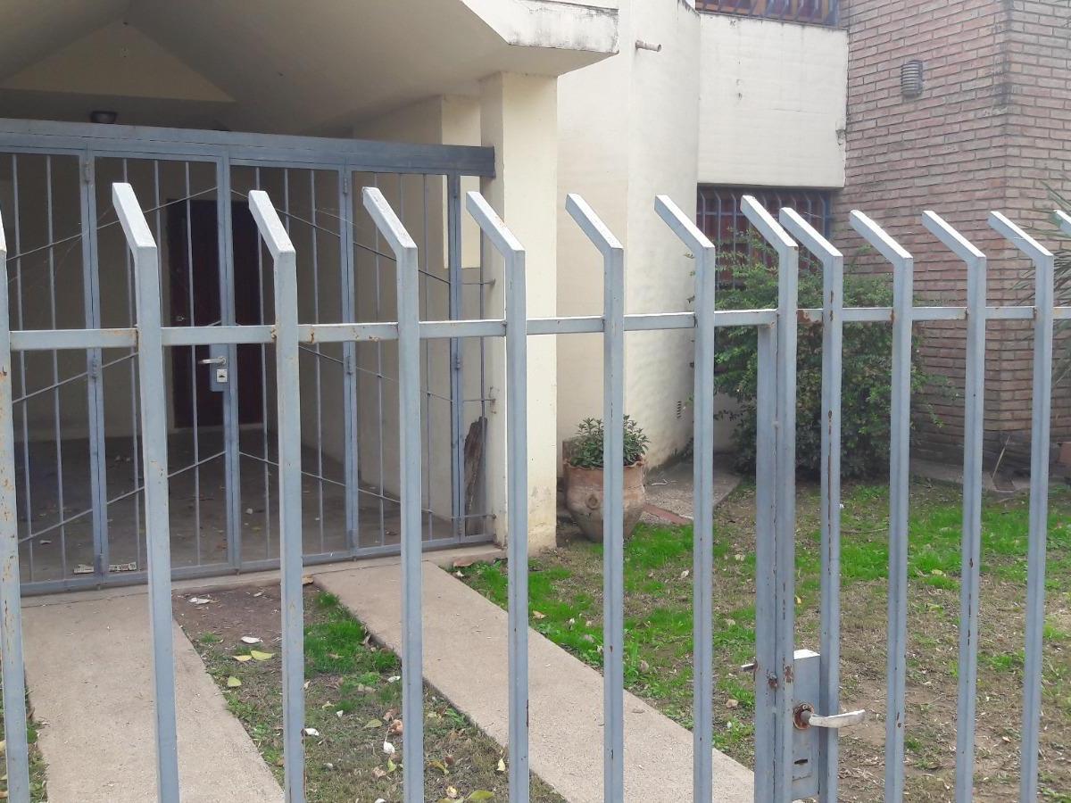 Casa 3 Dorm 2 Baños Barrio Sta Rita Carlos Paz 2