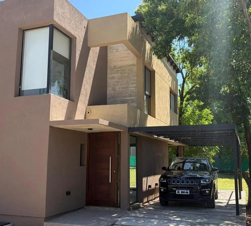 Casa en Housing 3d Seguridad 24hs - Villa Warcalde 5