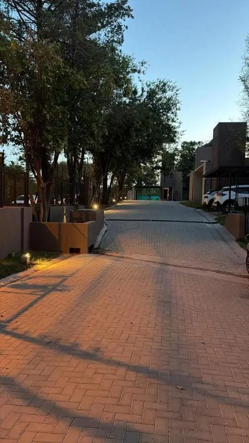 Casa en Housing 3d Seguridad 24hs - Villa Warcalde 1