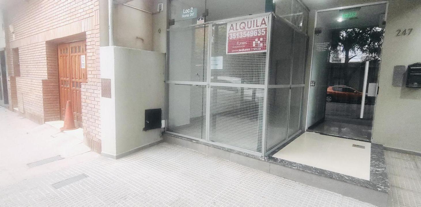 Local sobre Roma, a mrts de 24 de Septiembre