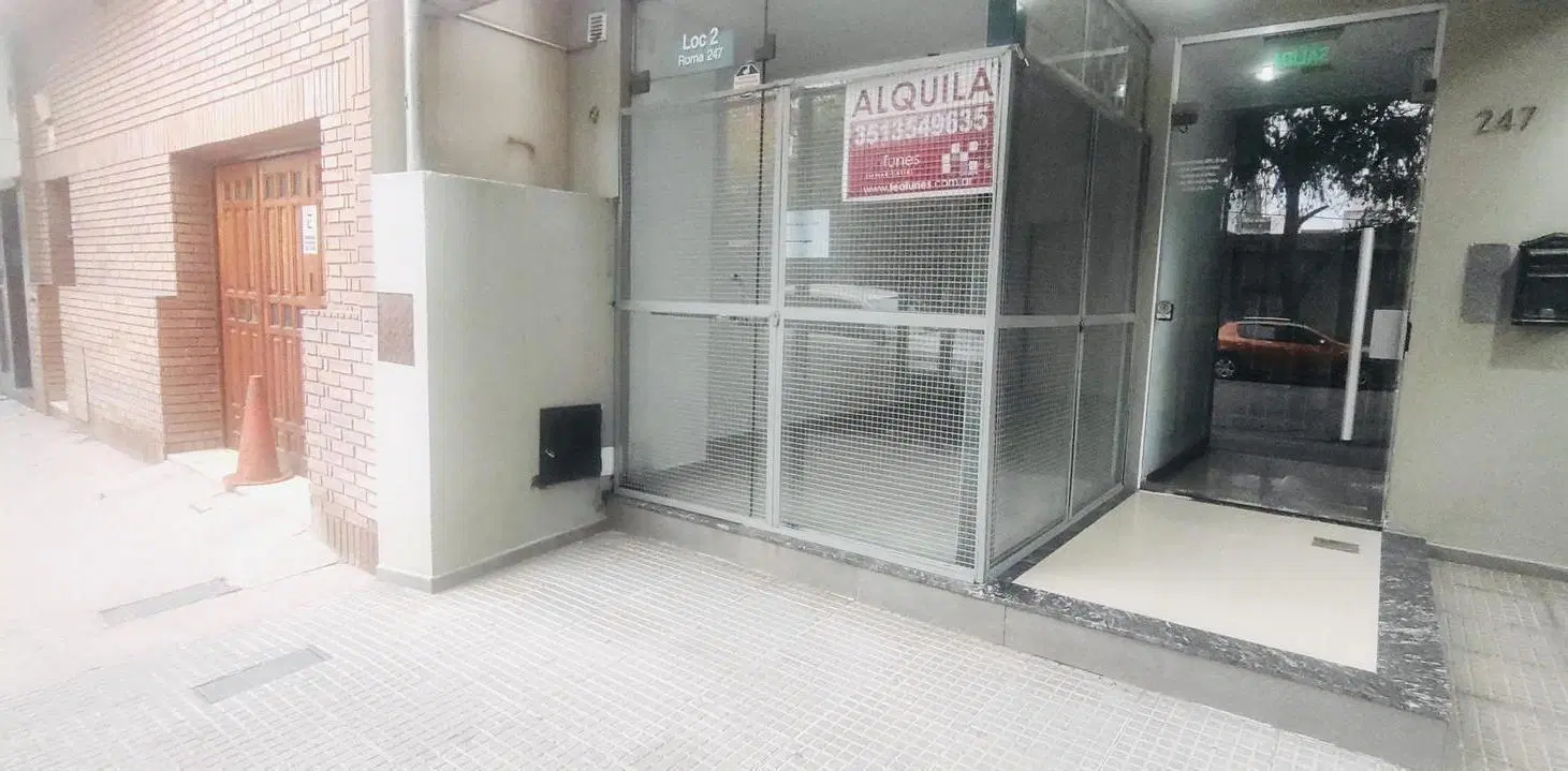 Local sobre Roma, a mrts de 24 de Septiembre 3
