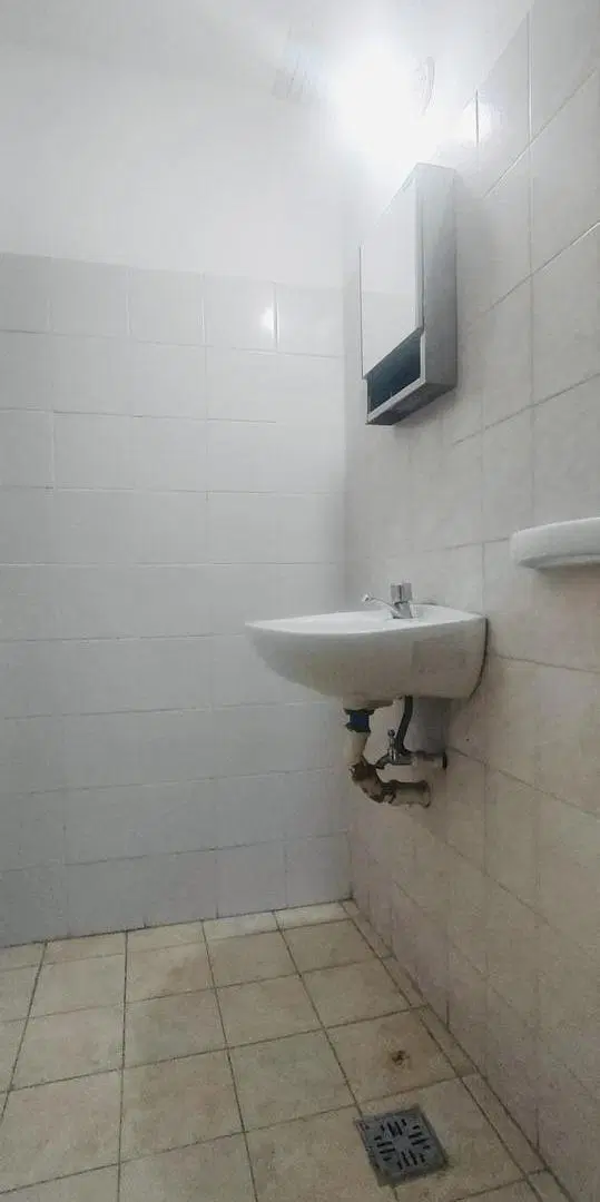 Local sobre Roma, a mrts de 24 de Septiembre 2